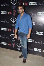 Aashish Chaudhary at Rocky S red carpet in F Bar, Mumbai on 17th Sept 2013 (66).JPG